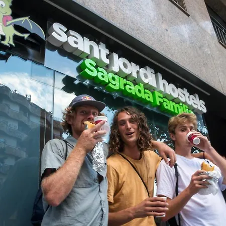 Albergue Sant Jordi Sagrada Familia Barcelona