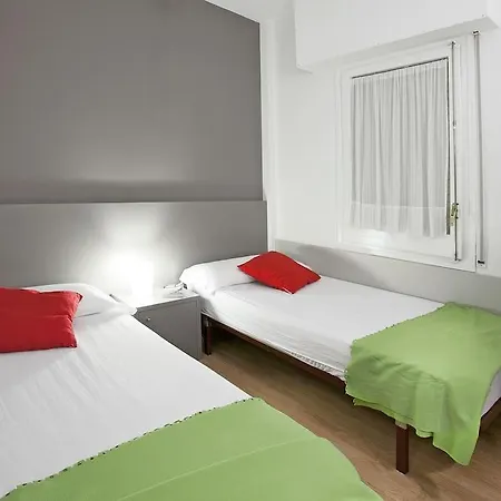 Albergue Sant Jordi Sagrada Familia Barcelona