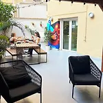 Vandrerhjem Sant Jordi Sagrada Familia *