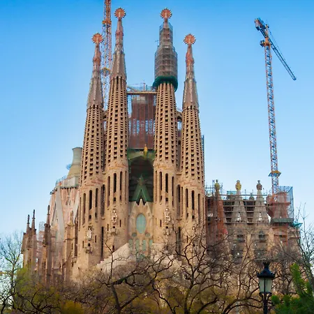 Sant Jordi Sagrada Familia