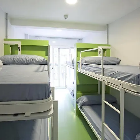 Hostel Sant Jordi Sagrada Familia *