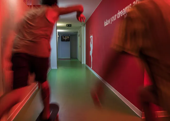 Sant Jordi Sagrada Familia Albergue