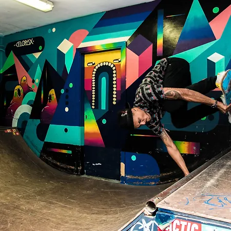 Sant Jordi Sagrada Familia Hostel Barcelona