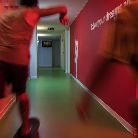 Sant Jordi Sagrada Familia Hostel