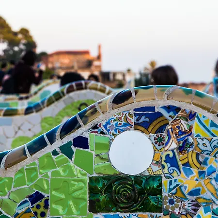 Sant Jordi Sagrada Familia Hostel *